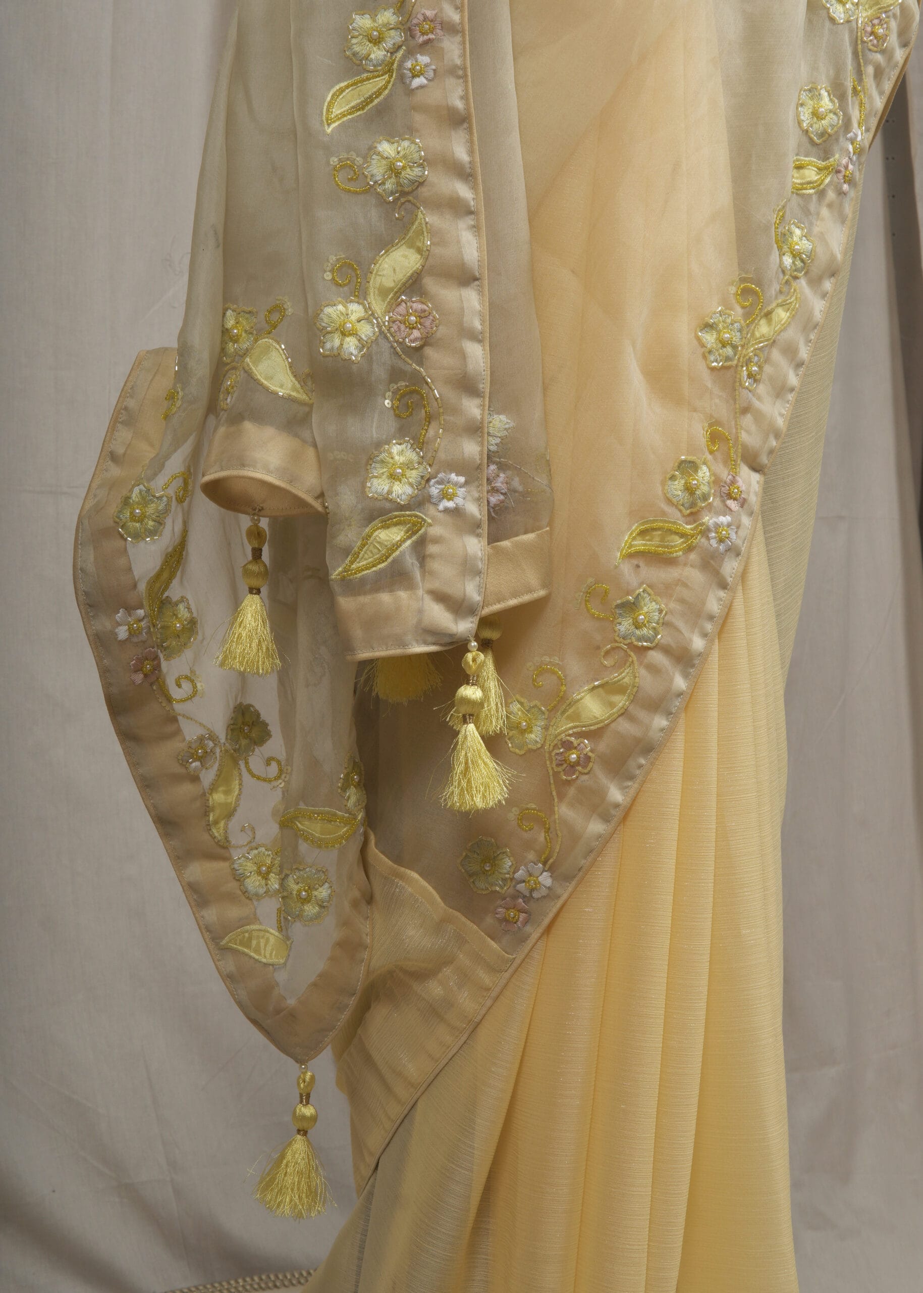 Laser Cut Applique Muslin Saree - Image 4