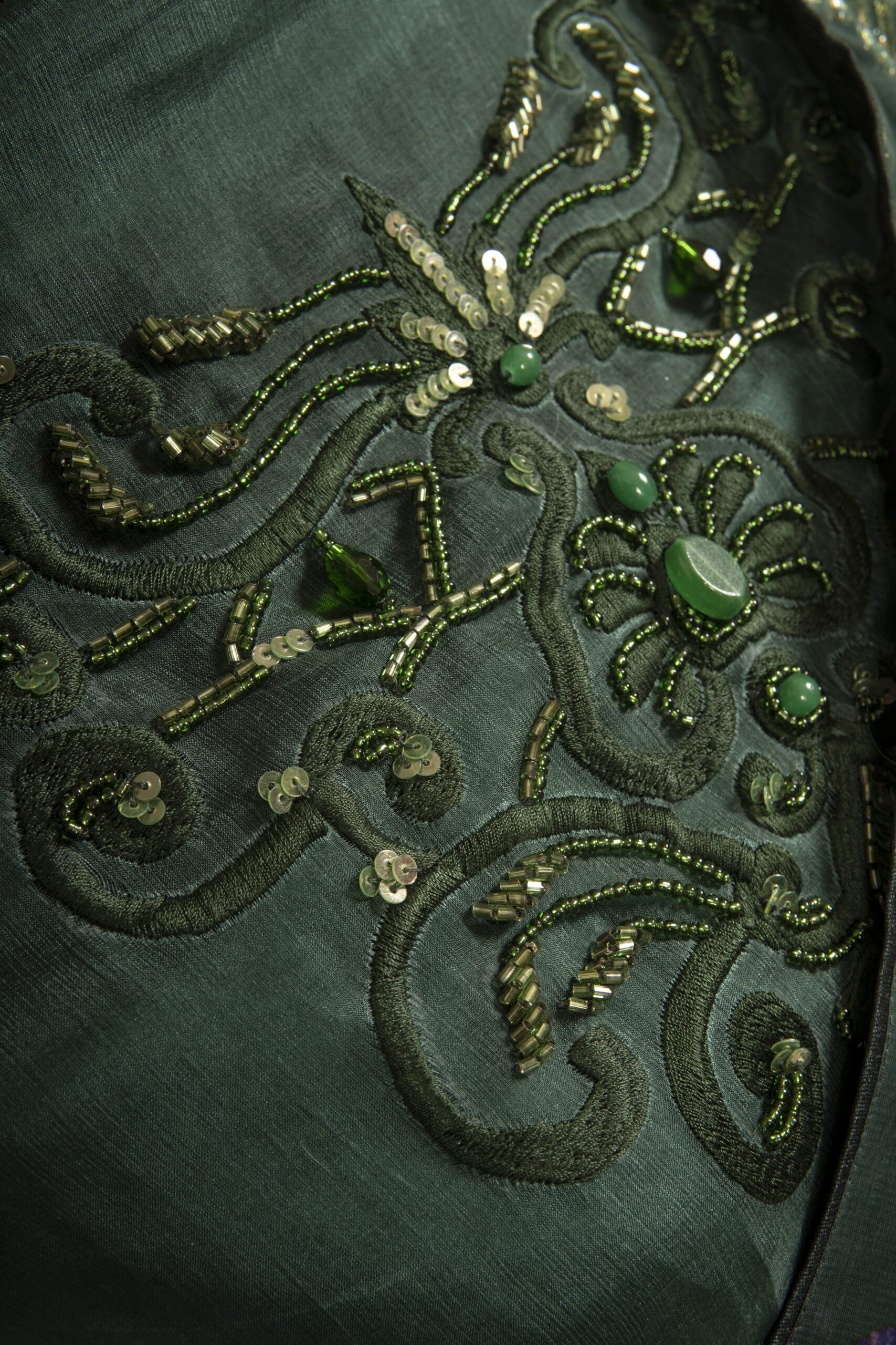 Floral Printed Organza & Chinon Silk Saree - Image 3