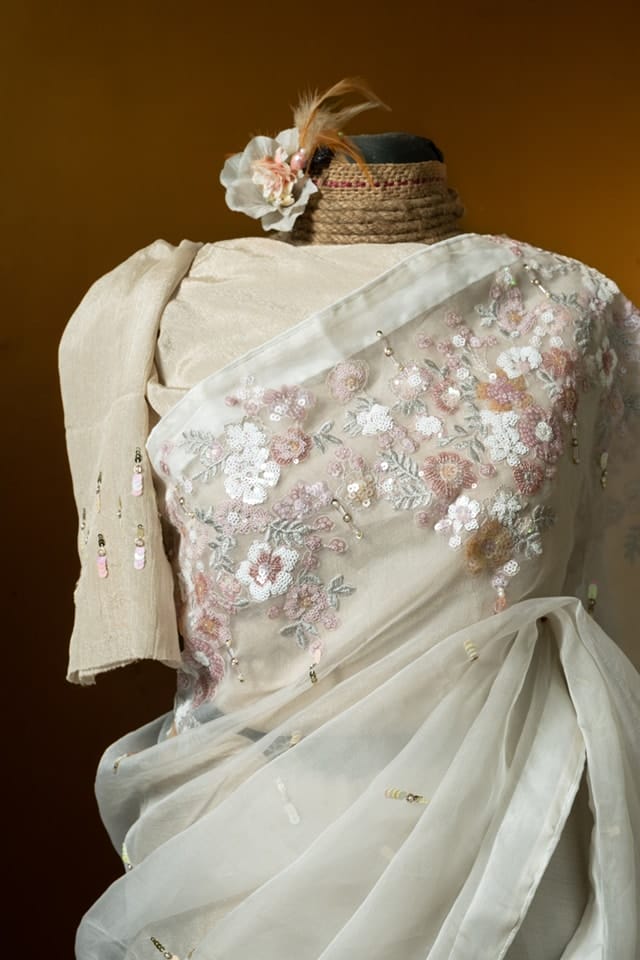 Kusum kanon moslin and chinon silk saree - Image 2