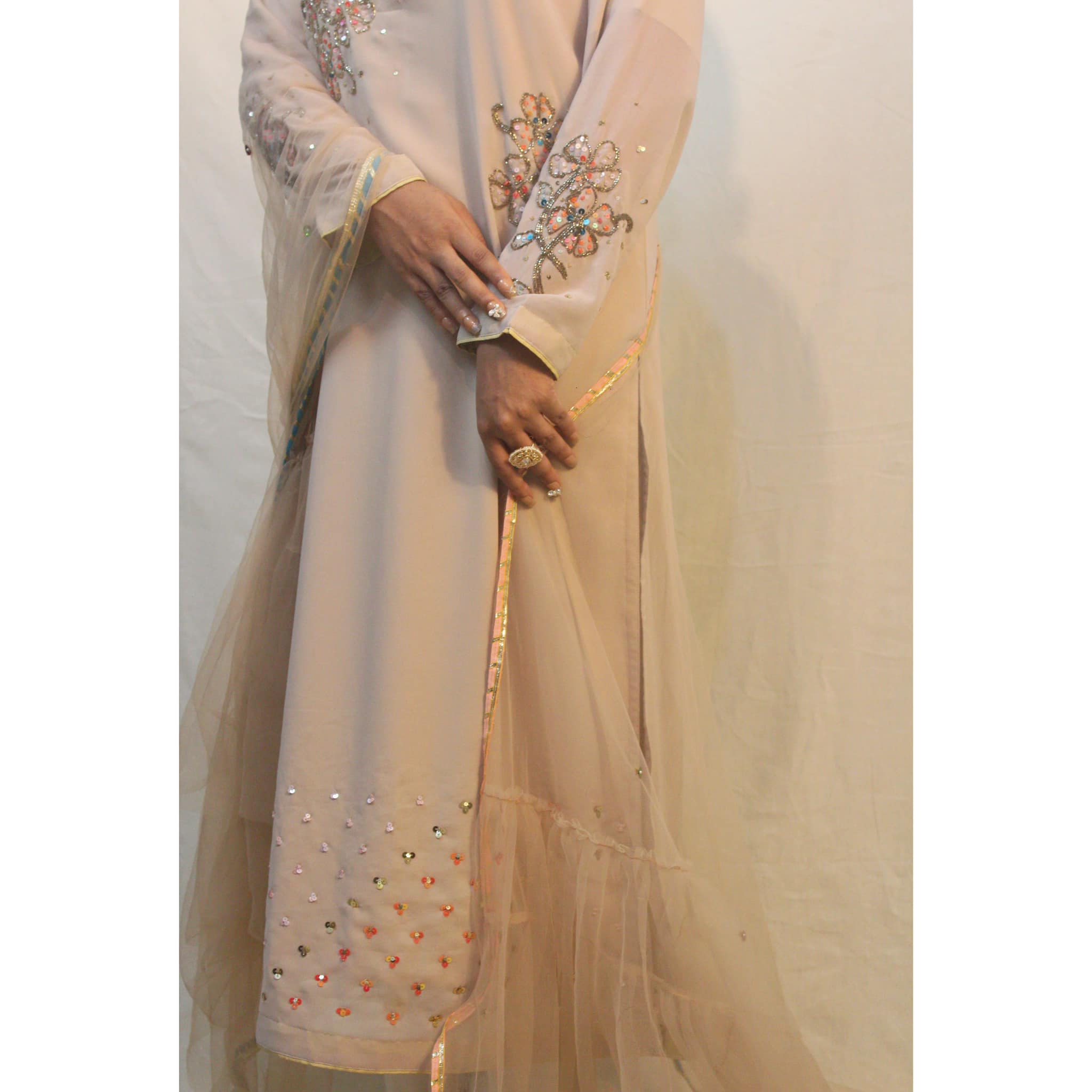 Noor-e-Chand Designer Kameez Set - Image 2