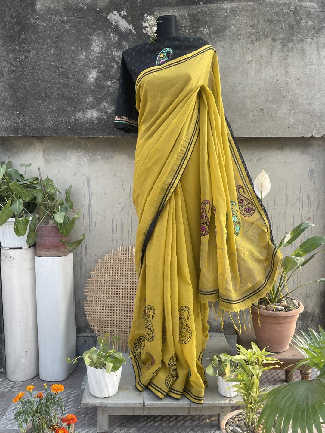 handloom Kolka Motif block print cotton saree