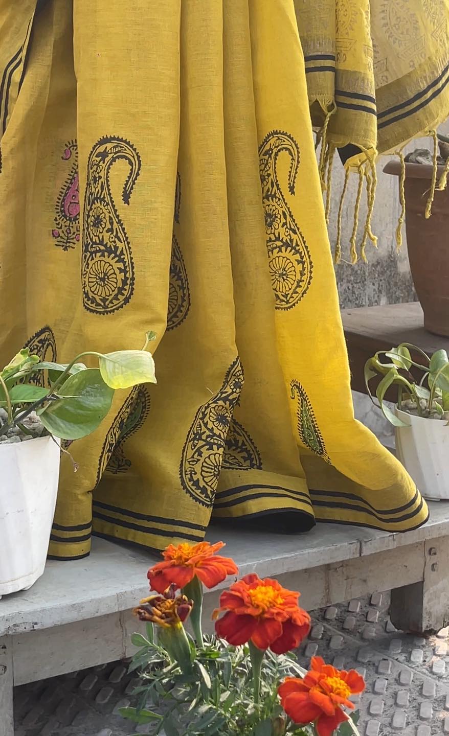 handloom Kolka Motif block print cotton saree - Image 3