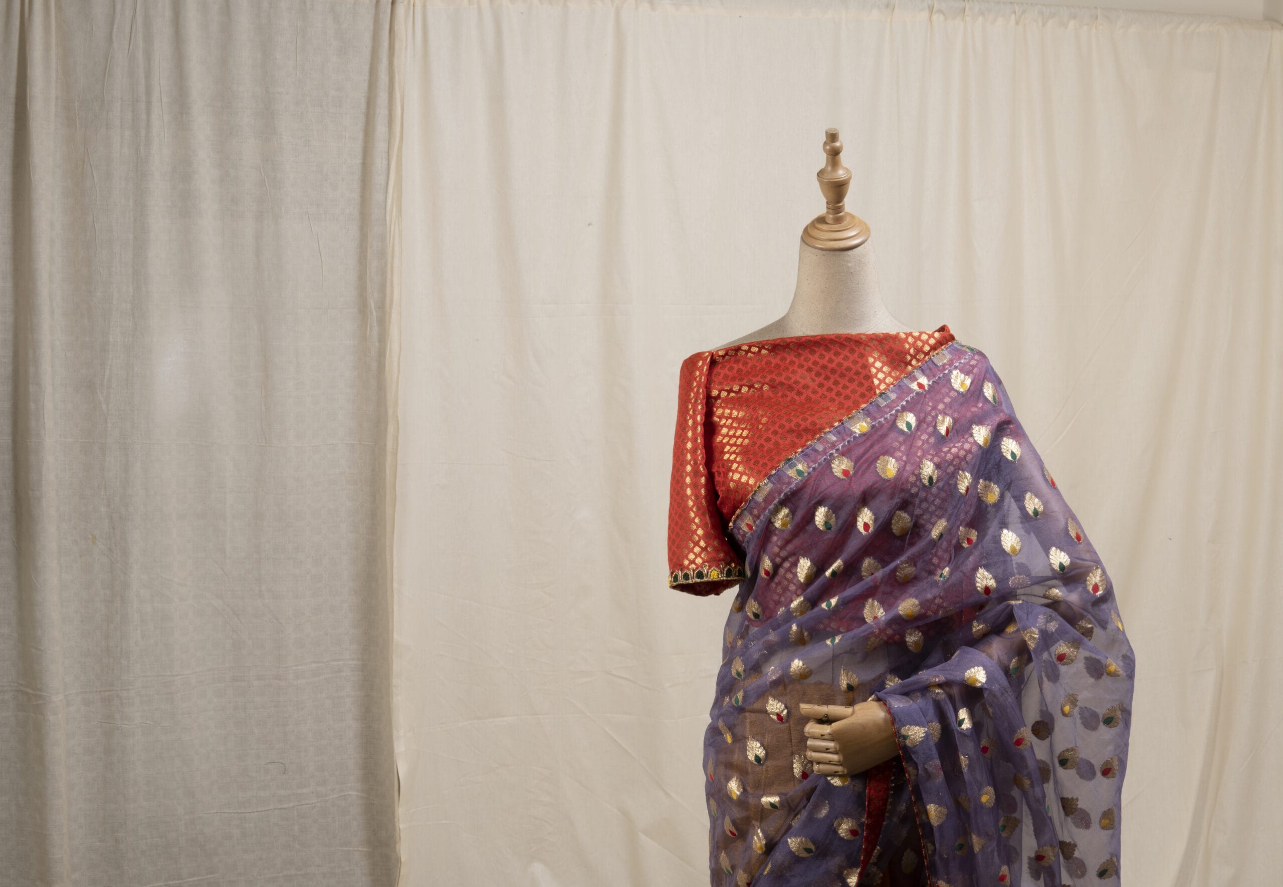 Meena Work Tissue & Chinon Silk Saree - Image 2