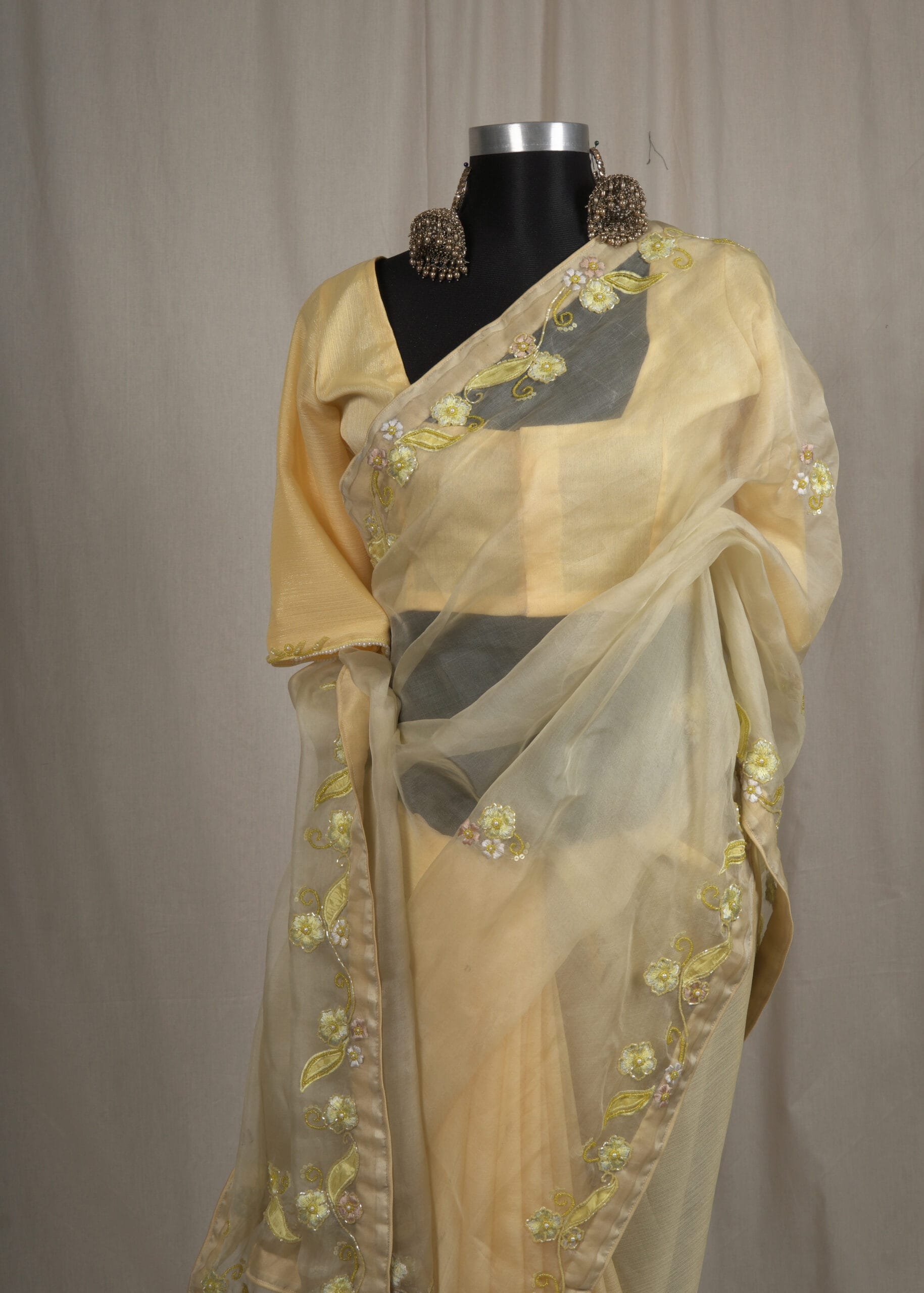 Laser Cut Applique Muslin Saree - Image 3