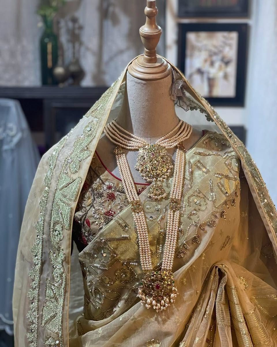 Golden Bridal Jamdani · 84 Count