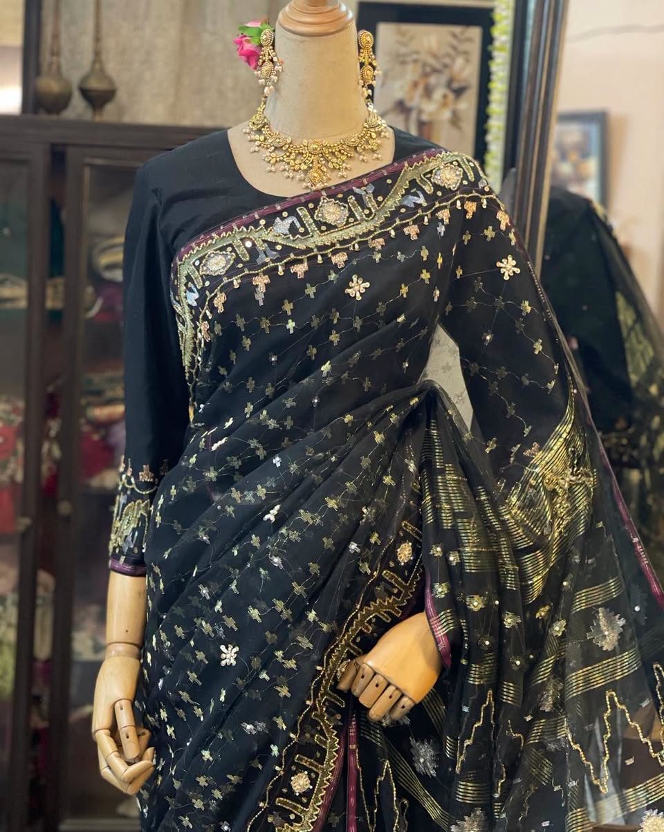 Midnight Black · 84 Count Zardosi Jamdani