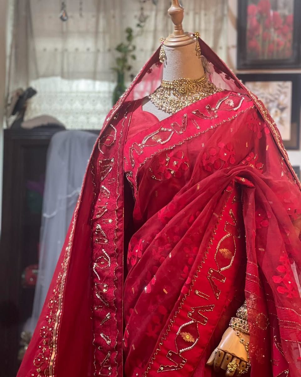 Noyon · Sindoor Red 84 Count Jamdani