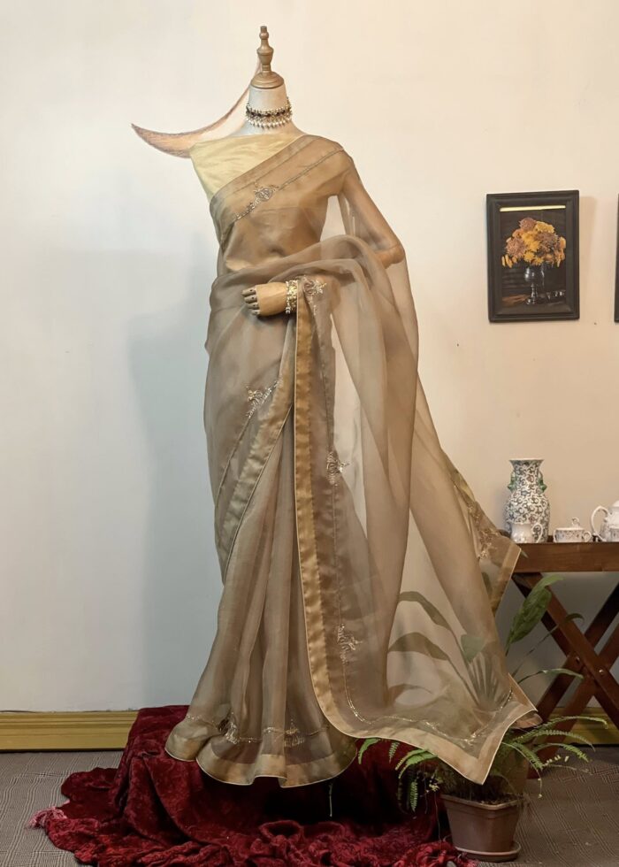 Aurum Midnight Monarch