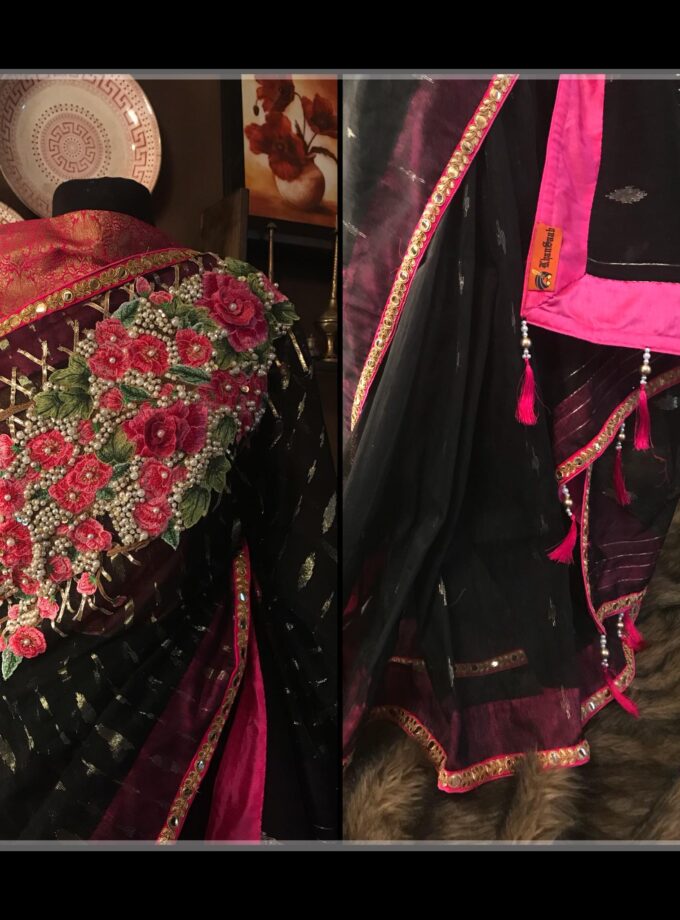 Dhakai Jamdani Carnation Saree
