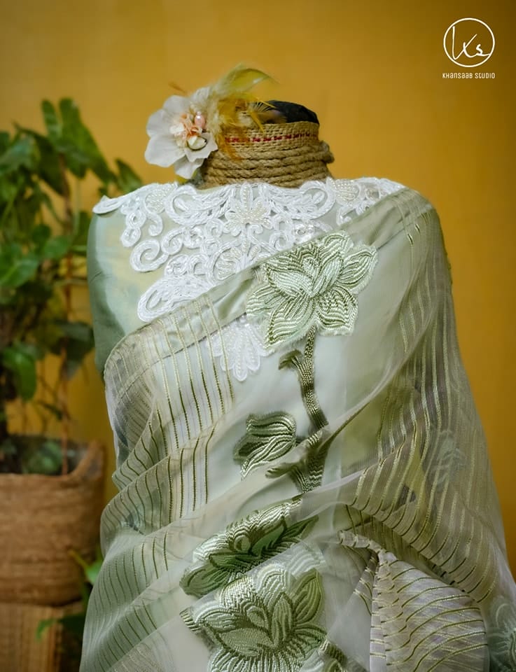 Kusum Kanon Luxury Organza Saree with Floral Embroidery - Image 2