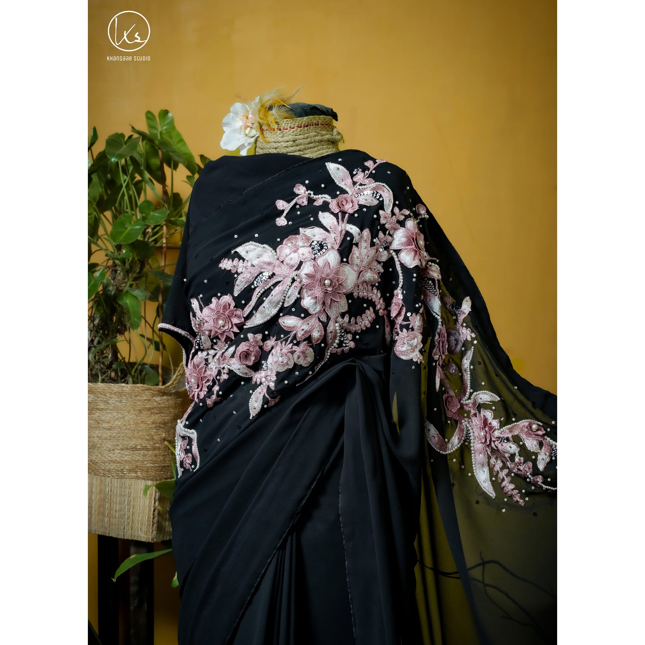 Crepe Georgette Carnation Saree - Image 2
