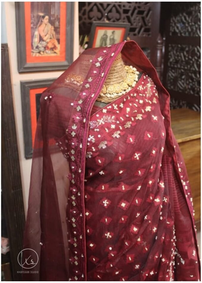 Dhakai Jamdani Embellished Saree