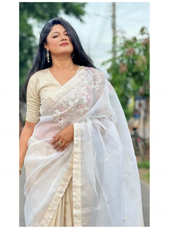 Kusum kanon moslin and chinon silk saree