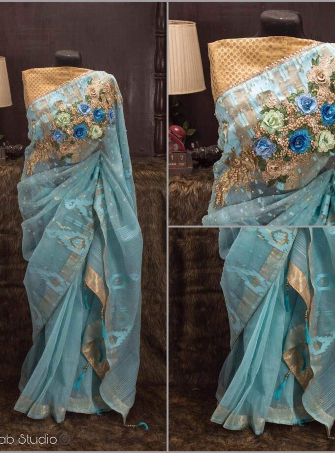 Dhakai Jamdani Carnation Saree