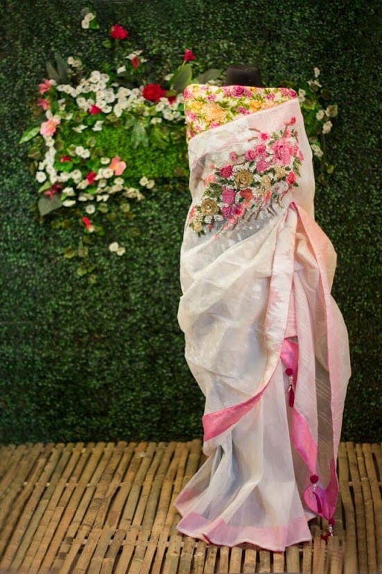 Dhakai Jamdani Carnation Saree