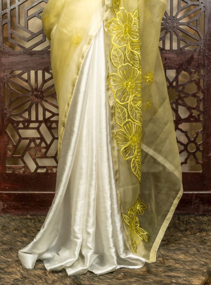 Elegant Half & Half Muslin Saree with Joba Flower Embroidery