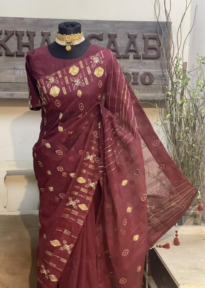 Dhakai Jamdani Embellished Saree