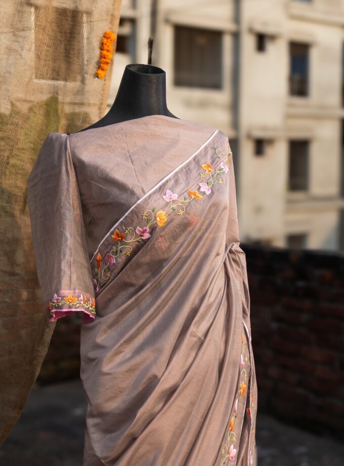 Chunri Kota Embroidered Saree with Slim Sleeve Work