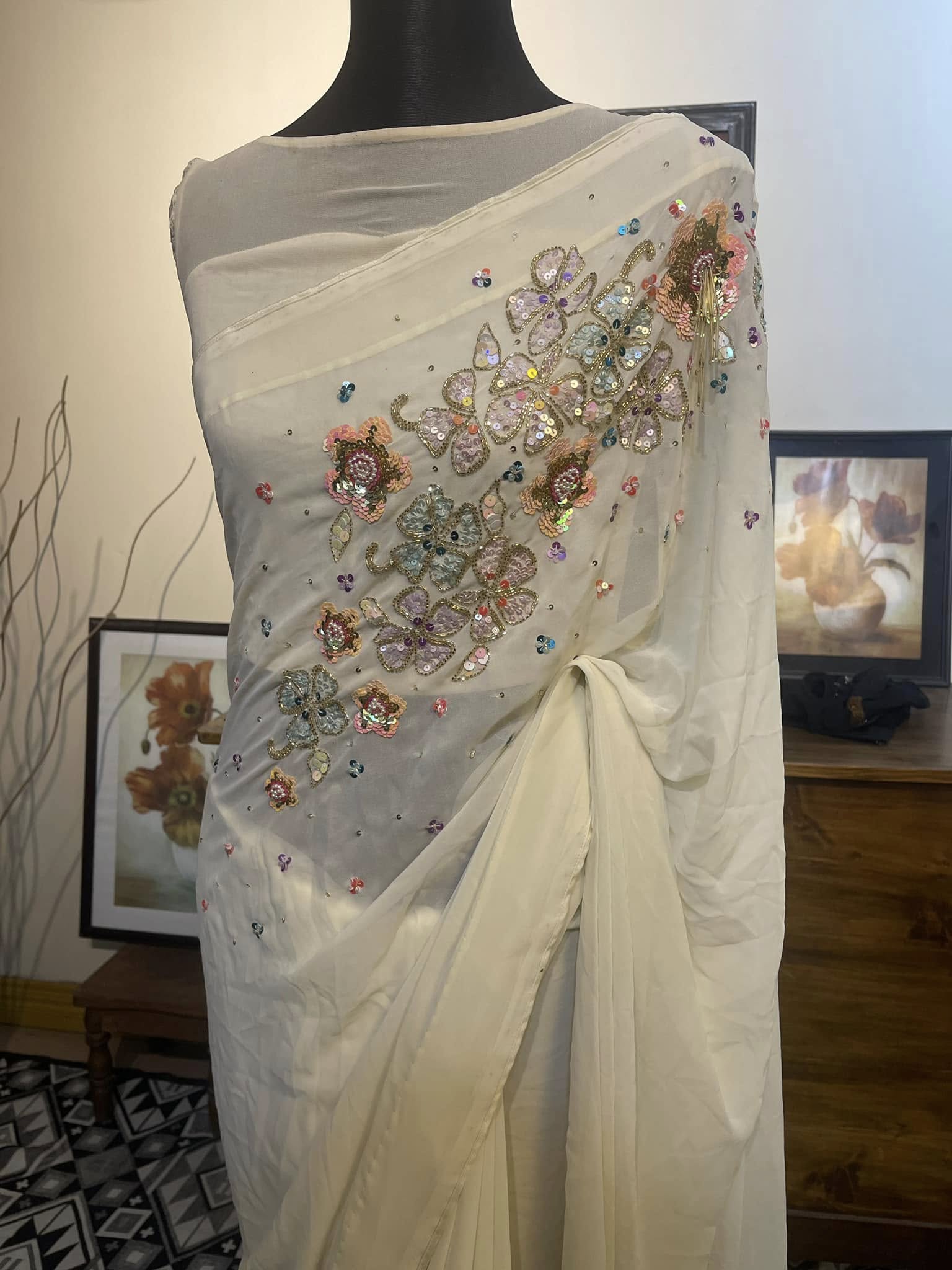 Ivory Crepe Georgette Floral Kardana & Sequins Saree - Image 3
