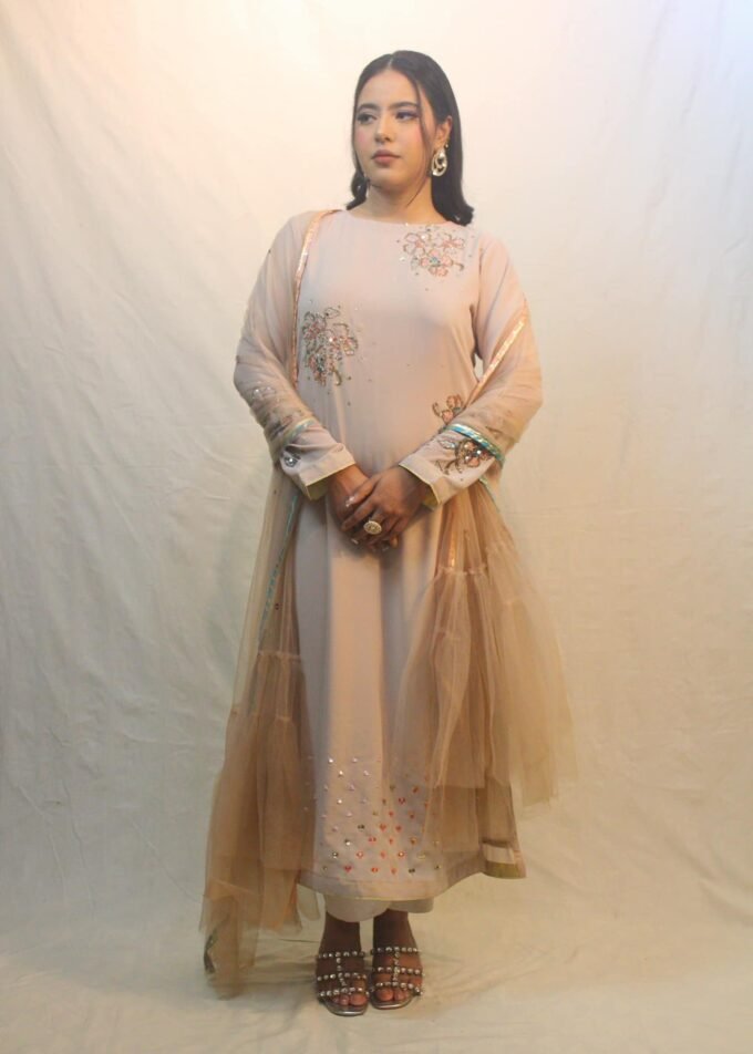Noor-e-Chand Designer Kameez Set