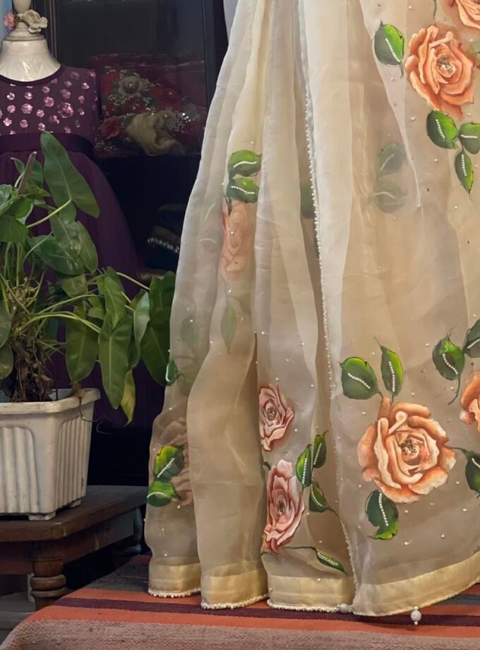 Muslin Floral Hand Paint Saree