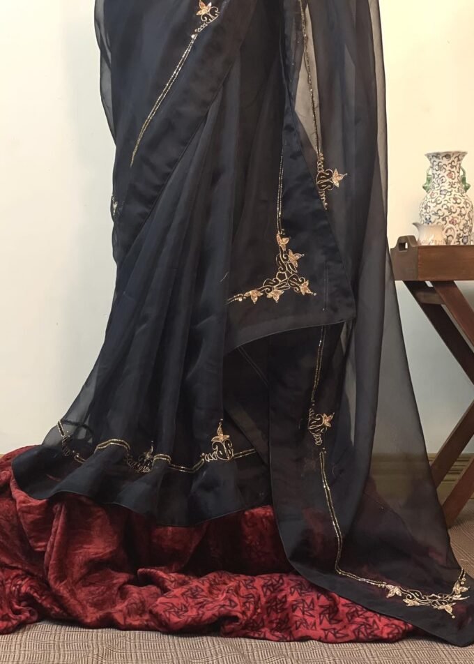 Aurum Midnight Monarch