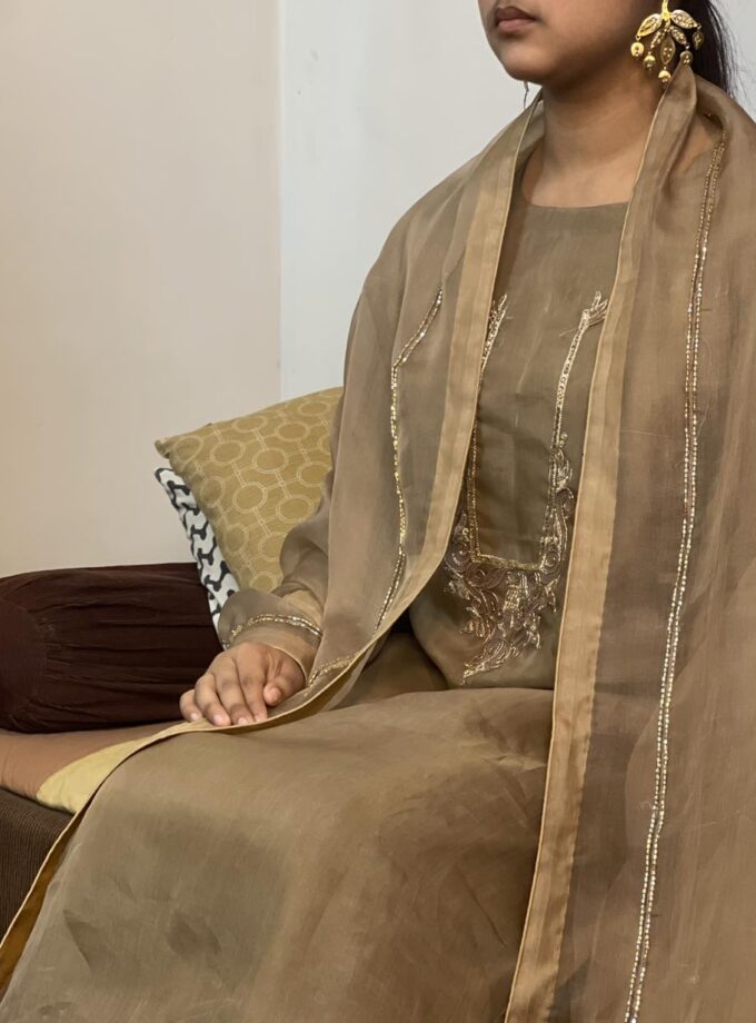 Statement Gold Muslin Kameez