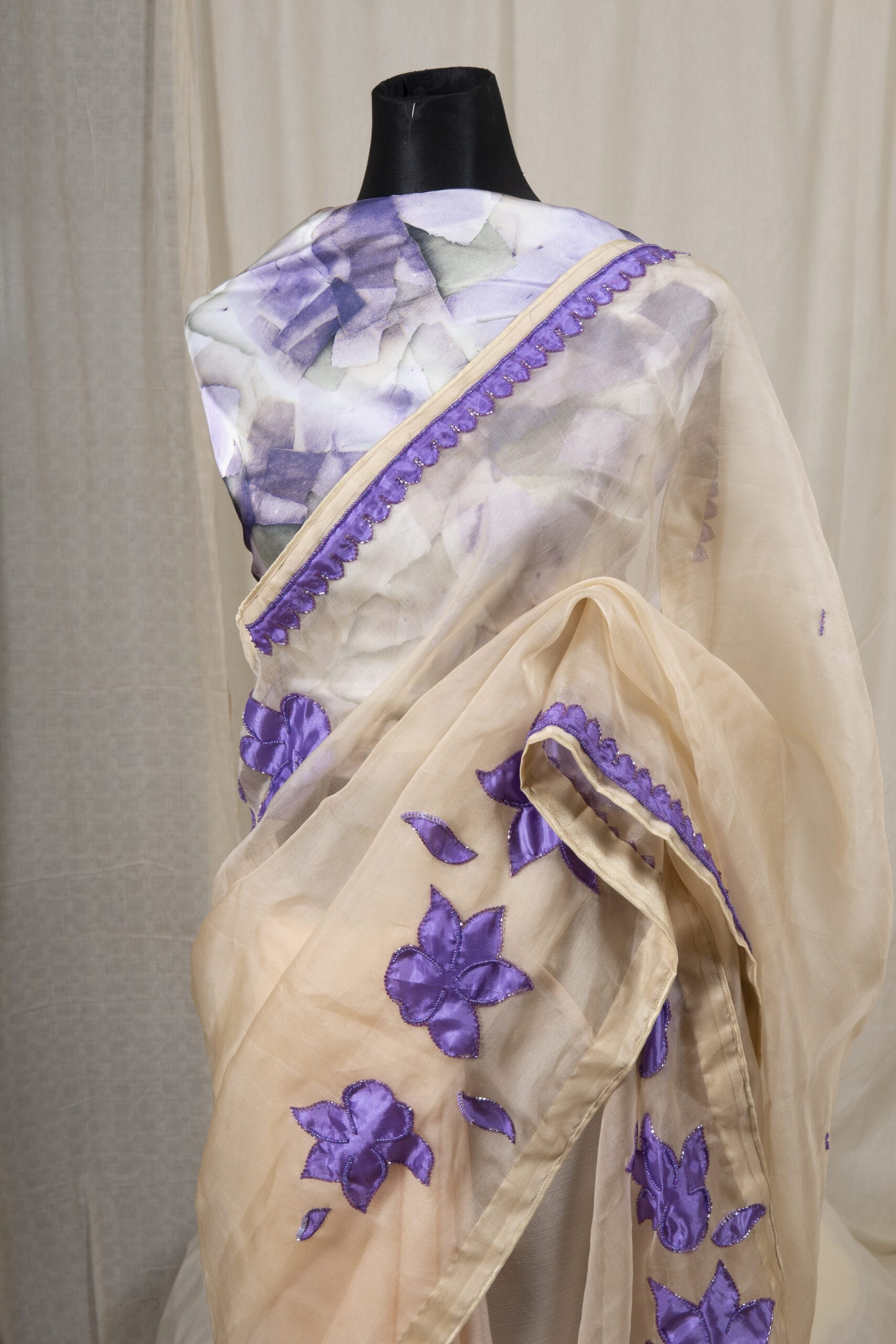 Laser Cut Poppy Applique Saree - Image 2
