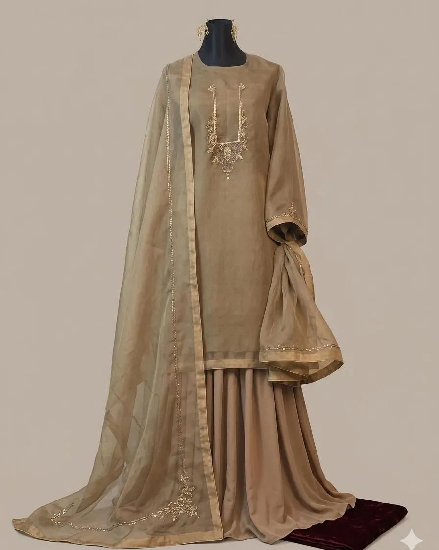 Mughal Heritage Zardosi Muslin Salwar Kameez – Antique Gold