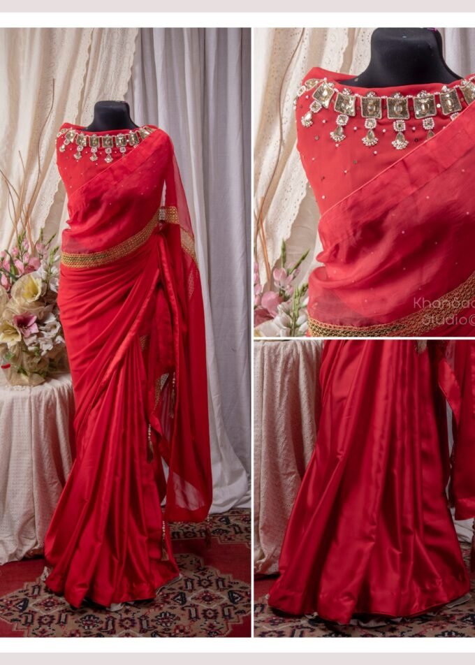 Golden Lace Muslin-Samusilk Saree with Gohona Blouse