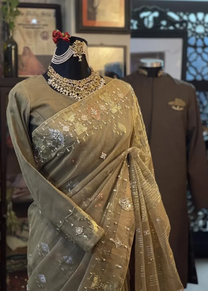 Embellished Dhakai Jamdani Saree in Stone Taupe