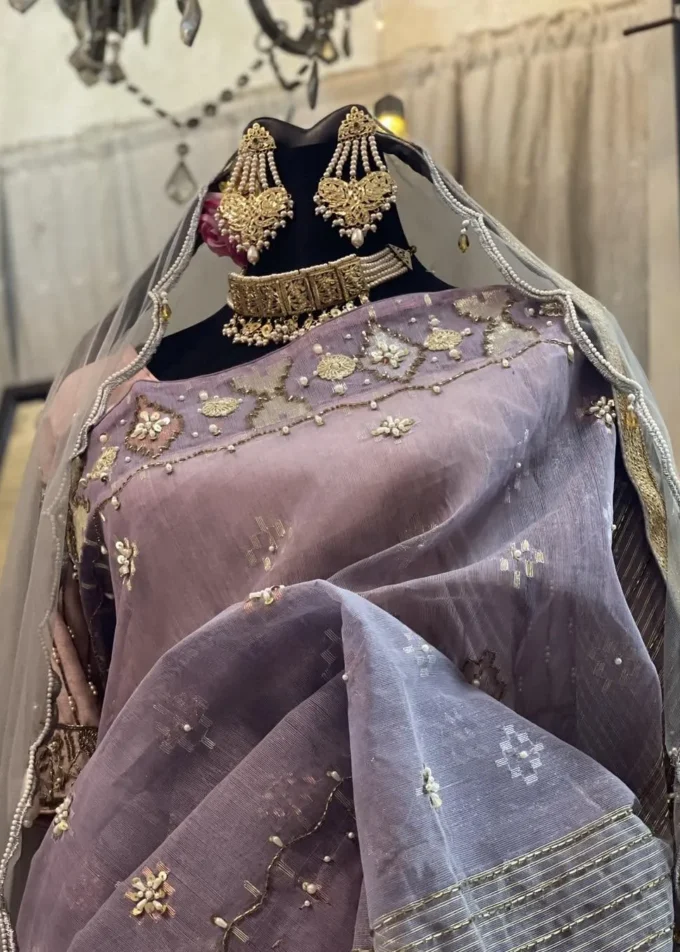 Embellished Dhakai Jamdani Saree in Lavender Blush