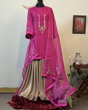 Statement Muslin Kameez (Magenta)